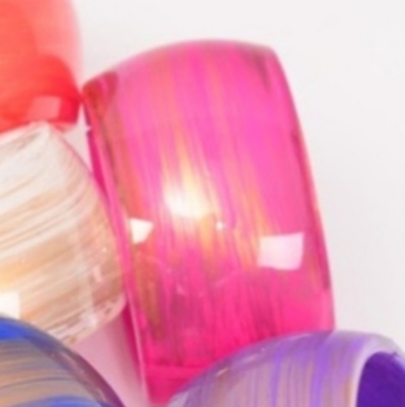 Bangle WHITE Bracelet Acrylic Coral,*WHITE*,Pink,Blue,Red,Purple, (1 bracele… - Picture 4 of 8